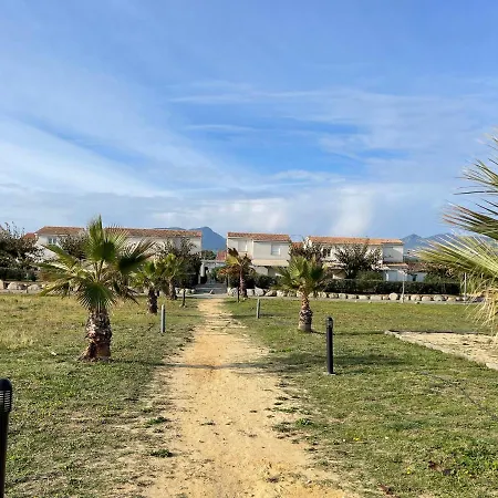 Mini Agréable Dans Résidence De Tourisme 3* Cervione